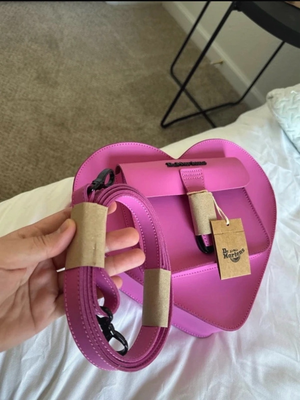 Dr. Martens Heart Shaped Bag - Picture 12 of 13